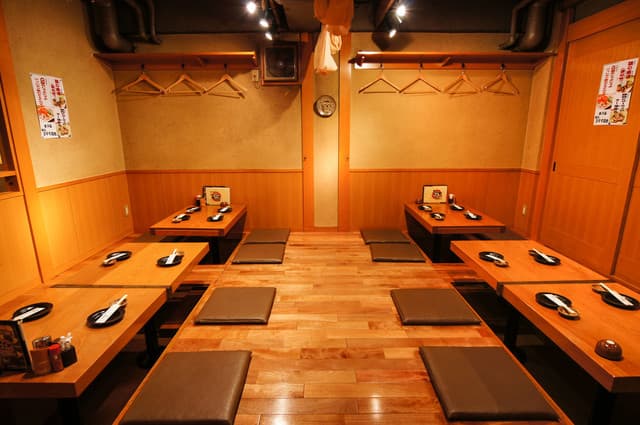 やきとん酒場 秋葉原とら八